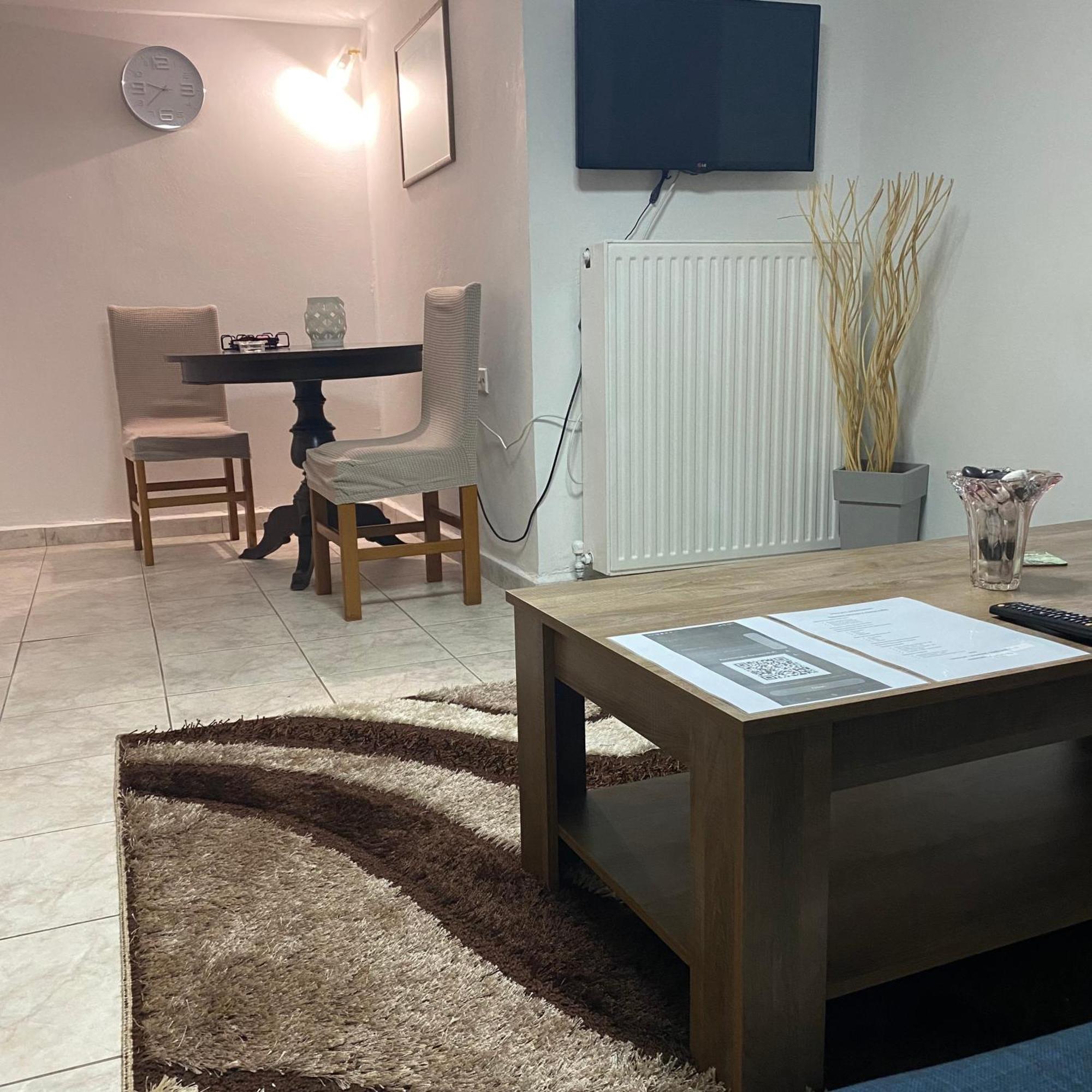 Stella'S Apartment Мітіліні Екстер'єр фото