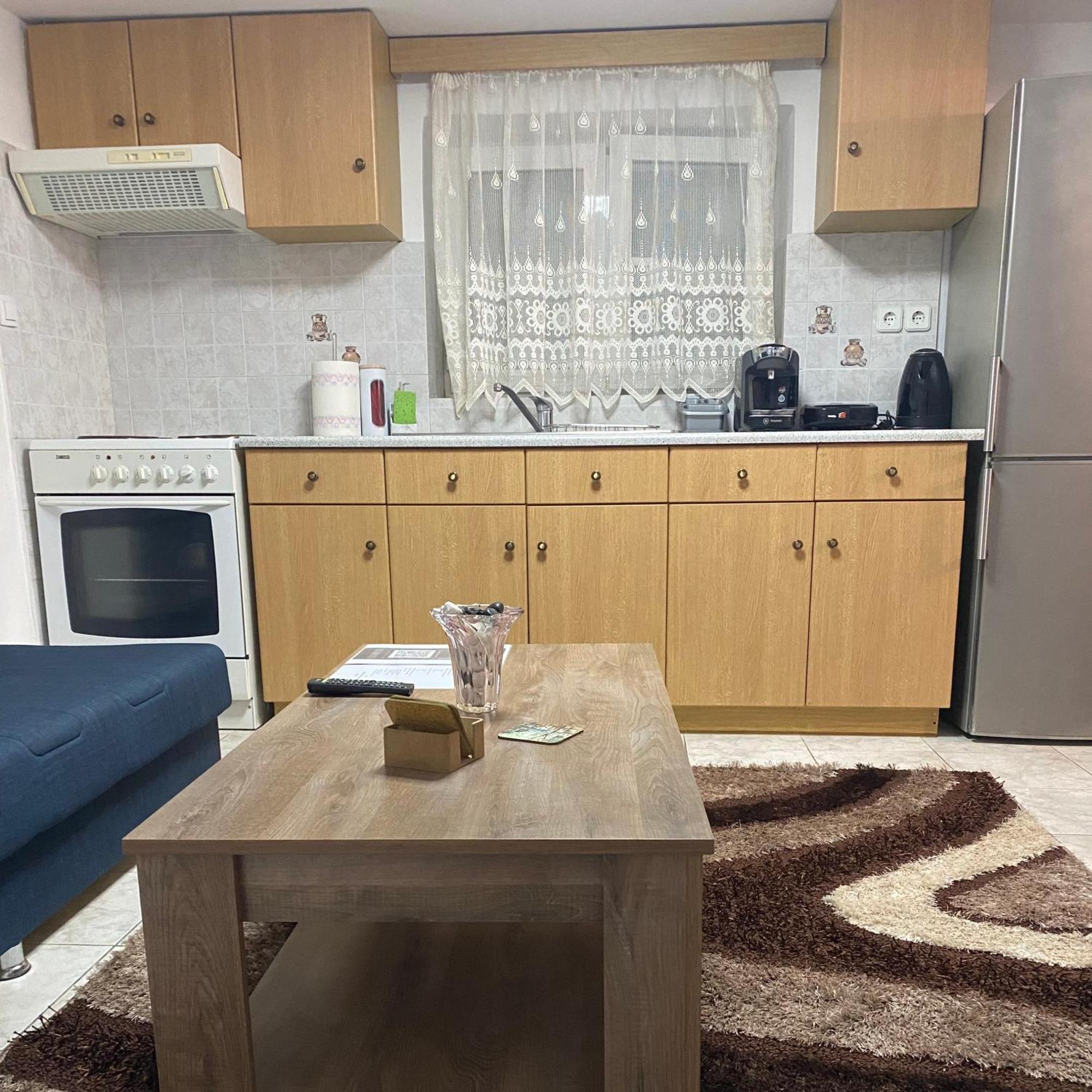 Stella'S Apartment Мітіліні Екстер'єр фото